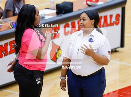Thumbnail 3 in Glynn Academy vs Jonesboro (2023 GHSA 6A Round 1) photogallery.