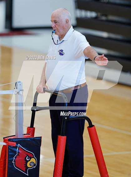 Thumbnail 3 in Glynn Academy vs Jonesboro (2023 GHSA 6A Round 1) photogallery.