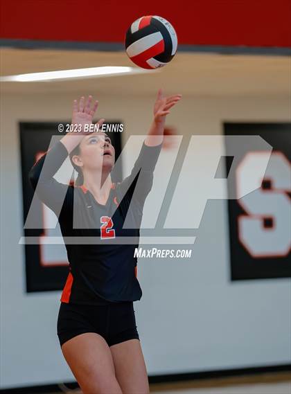 Thumbnail 2 in Glynn Academy vs Jonesboro (2023 GHSA 6A Round 1) photogallery.
