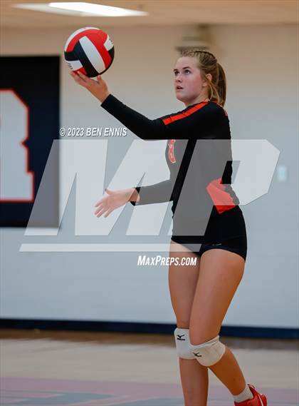 Thumbnail 1 in Glynn Academy vs Jonesboro (2023 GHSA 6A Round 1) photogallery.