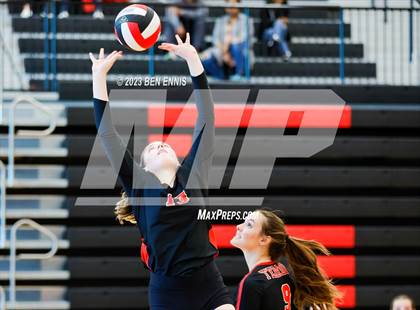 Thumbnail 3 in Glynn Academy vs Jonesboro (2023 GHSA 6A Round 1) photogallery.