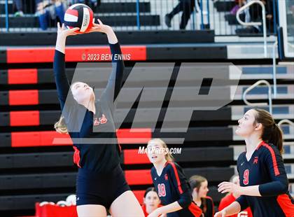 Thumbnail 3 in Glynn Academy vs Jonesboro (2023 GHSA 6A Round 1) photogallery.