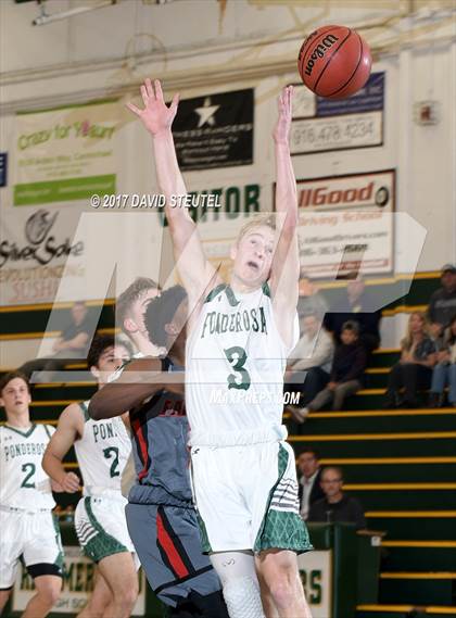 Thumbnail 2 in Fairfield vs. Ponderosa (Jack Scott) photogallery.