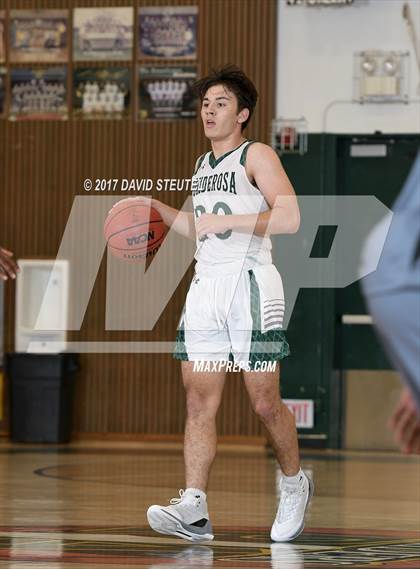 Thumbnail 1 in Fairfield vs. Ponderosa (Jack Scott) photogallery.