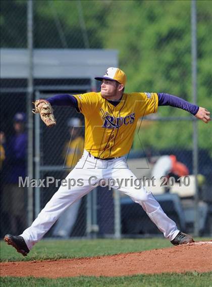 Thumbnail 3 in Rocky Point @ Islip (Section 11 Class A Quarterfinal) photogallery.
