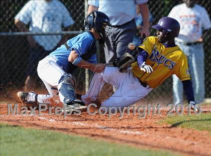 Thumbnail 3 in Rocky Point @ Islip (Section 11 Class A Quarterfinal) photogallery.