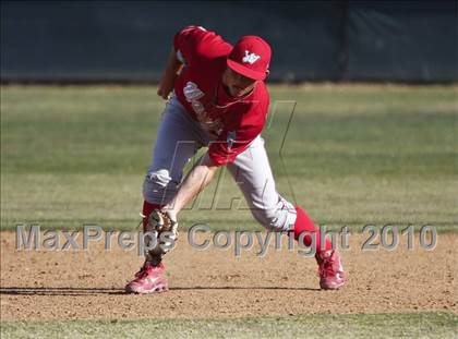 Thumbnail 3 in Fallbrook @ Carlsbad photogallery.
