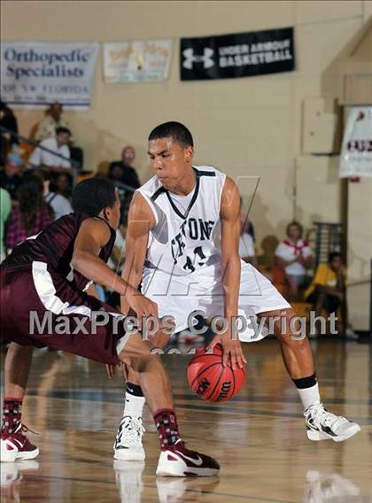 Thumbnail 2 in Cape Coral Mariner vs. Miami Norland (City of Palms Classic) photogallery.