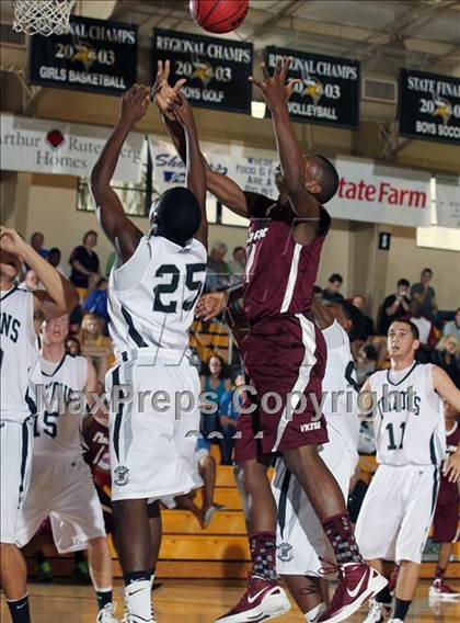 Thumbnail 3 in Cape Coral Mariner vs. Miami Norland (City of Palms Classic) photogallery.