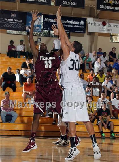 Thumbnail 2 in Cape Coral Mariner vs. Miami Norland (City of Palms Classic) photogallery.