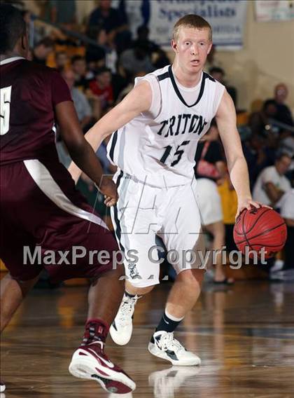 Thumbnail 3 in Cape Coral Mariner vs. Miami Norland (City of Palms Classic) photogallery.