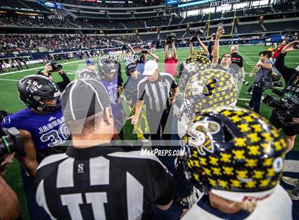 Thumbnail 1 in Stephenville vs. LBJ Austin (UIL 4A D1 Final) photogallery.