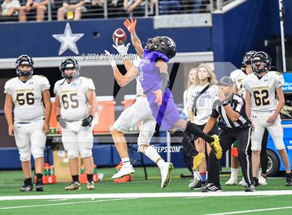 Thumbnail 1 in Stephenville vs. LBJ Austin (UIL 4A D1 Final) photogallery.