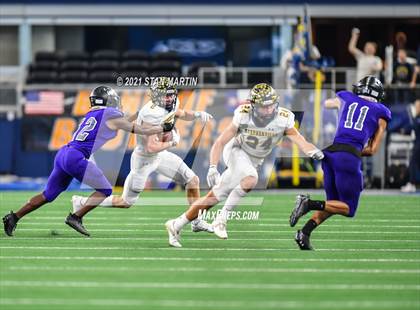 Thumbnail 1 in Stephenville vs. LBJ Austin (UIL 4A D1 Final) photogallery.