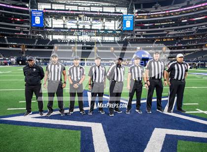 Thumbnail 1 in Stephenville vs. LBJ Austin (UIL 4A D1 Final) photogallery.