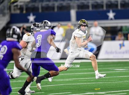 Thumbnail 1 in Stephenville vs. LBJ Austin (UIL 4A D1 Final) photogallery.