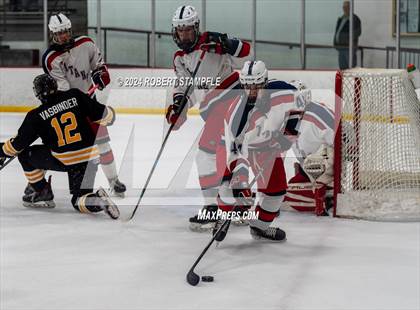 Thumbnail 2 in Quaker Valley @ Shaler Area photogallery.