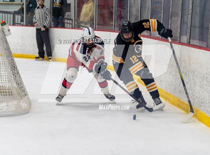 Thumbnail 1 in Quaker Valley @ Shaler Area photogallery.