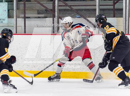 Thumbnail 1 in Quaker Valley @ Shaler Area photogallery.