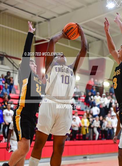 Thumbnail 2 in England vs. Quitman (AAA 2A Regional Playoff) photogallery.