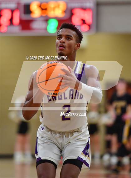 Thumbnail 3 in England vs. Quitman (AAA 2A Regional Playoff) photogallery.