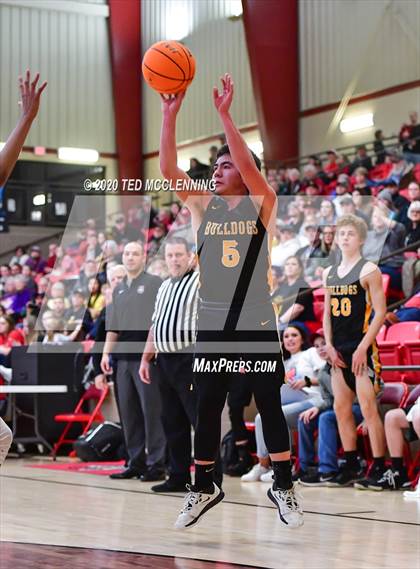 Thumbnail 1 in England vs. Quitman (AAA 2A Regional Playoff) photogallery.