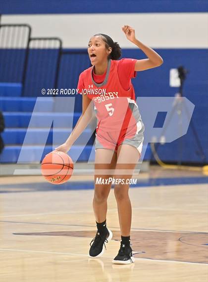 Thumbnail 3 in Sam Rayburn vs Crosby (McDonald's Texas Invitational) photogallery.