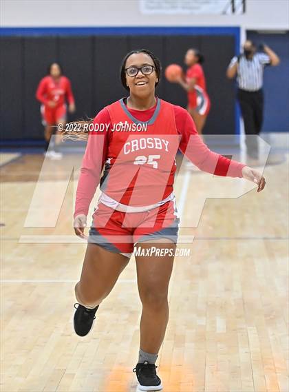 Thumbnail 1 in Sam Rayburn vs Crosby (McDonald's Texas Invitational) photogallery.