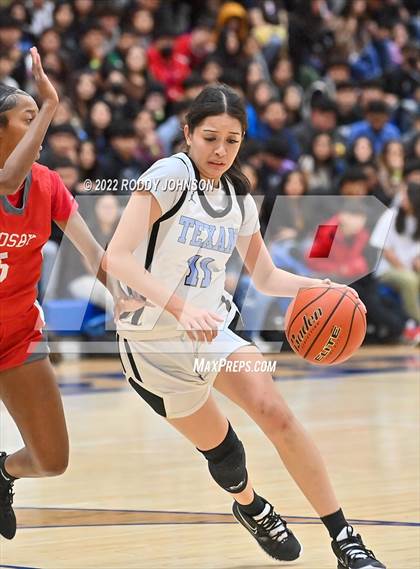 Thumbnail 2 in Sam Rayburn vs Crosby (McDonald's Texas Invitational) photogallery.