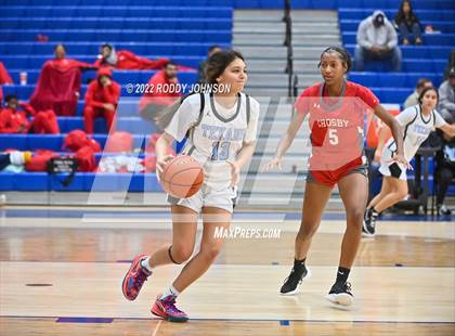 Thumbnail 2 in Sam Rayburn vs Crosby (McDonald's Texas Invitational) photogallery.