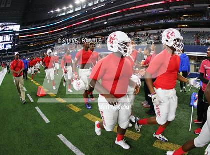 Thumbnail 2 in Allen vs. Duncanville (UIL 6A Regional Final) photogallery.