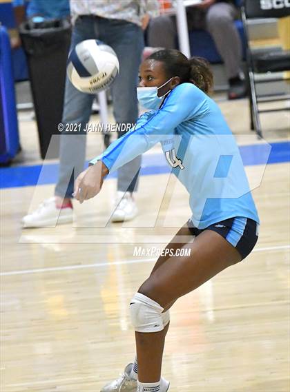 Thumbnail 2 in Archbishop Mitty @ Marymount (CIF State Open Division Final) photogallery.
