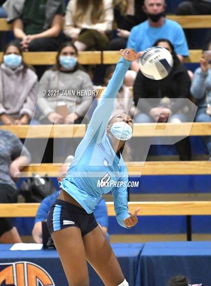 Thumbnail 2 in Archbishop Mitty @ Marymount (CIF State Open Division Final) photogallery.