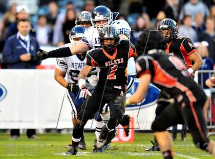 Thumbnail 3 in Huntington Beach vs. Newport Harbor (CIF SS Southwest Final) photogallery.