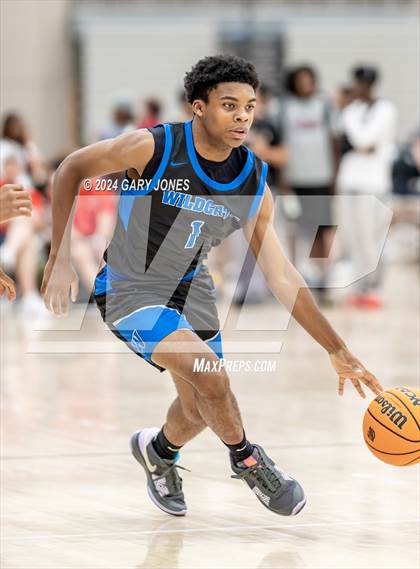Thumbnail 1 in Salesian College Preparatory vs Windward (Cali Live Boys 2024) photogallery.