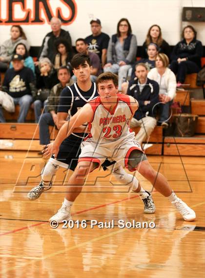 Thumbnail 2 in Holy Cross @ TMI-Episcopal photogallery.