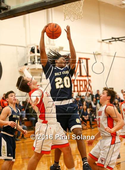 Thumbnail 2 in Holy Cross @ TMI-Episcopal photogallery.