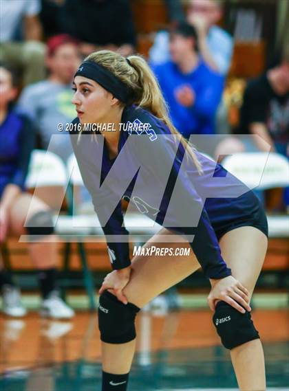 Thumbnail 1 in Fall River vs. Portola (CIF NS Final) photogallery.