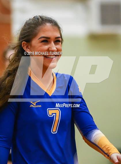 Thumbnail 2 in Fall River vs. Portola (CIF NS Final) photogallery.