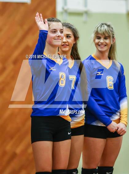 Thumbnail 3 in Fall River vs. Portola (CIF NS Final) photogallery.