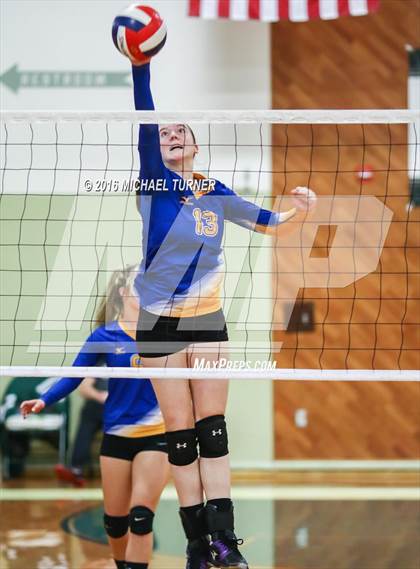 Thumbnail 2 in Fall River vs. Portola (CIF NS Final) photogallery.