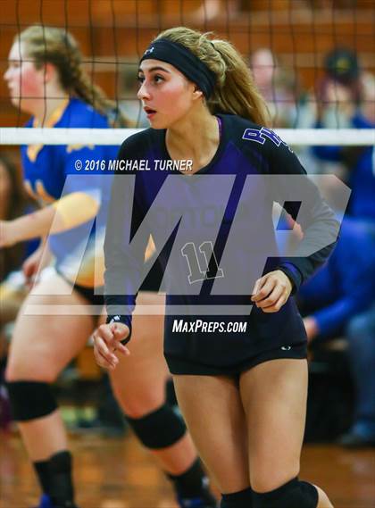 Thumbnail 1 in Fall River vs. Portola (CIF NS Final) photogallery.