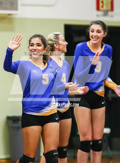 Thumbnail 3 in Fall River vs. Portola (CIF NS Final) photogallery.