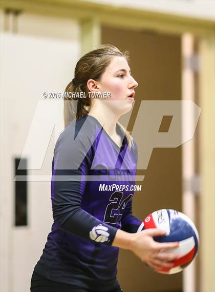 Thumbnail 2 in Fall River vs. Portola (CIF NS Final) photogallery.