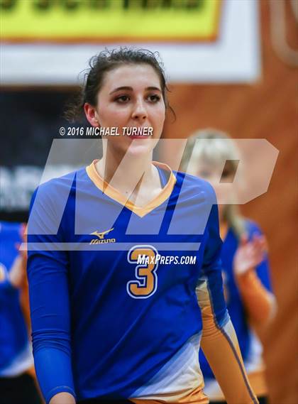 Thumbnail 2 in Fall River vs. Portola (CIF NS Final) photogallery.