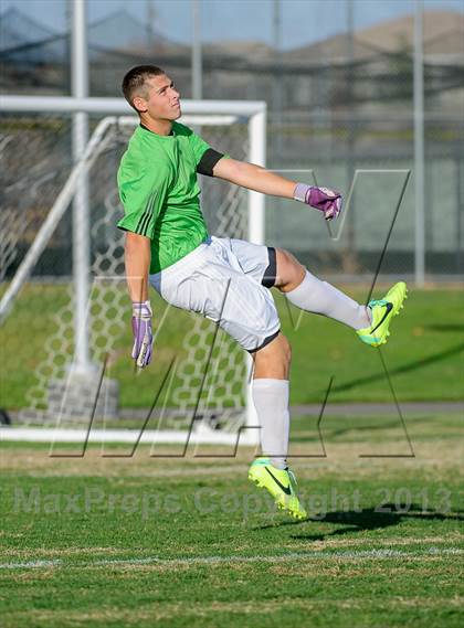 Thumbnail 3 in Mira Loma @ Whitney photogallery.