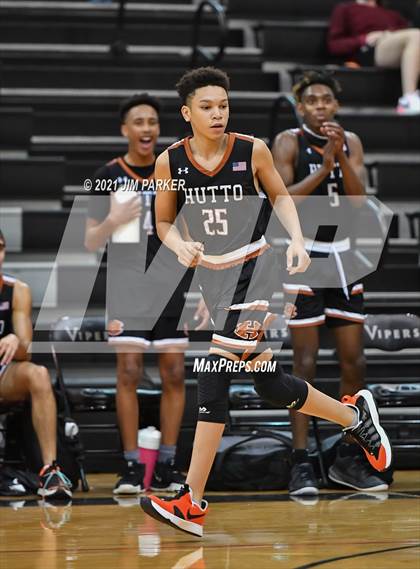 Thumbnail 1 in Hutto @ Vandegrift photogallery.