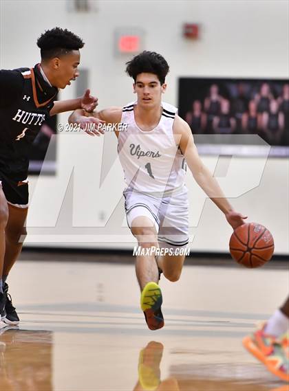Thumbnail 3 in Hutto @ Vandegrift photogallery.