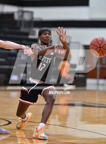 Thumbnail 2 in Hutto @ Vandegrift photogallery.