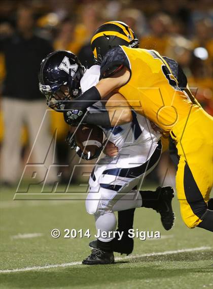 Thumbnail 3 in Kamehameha @ Del Oro (2014 Honor Bowl - NorCal) photogallery.